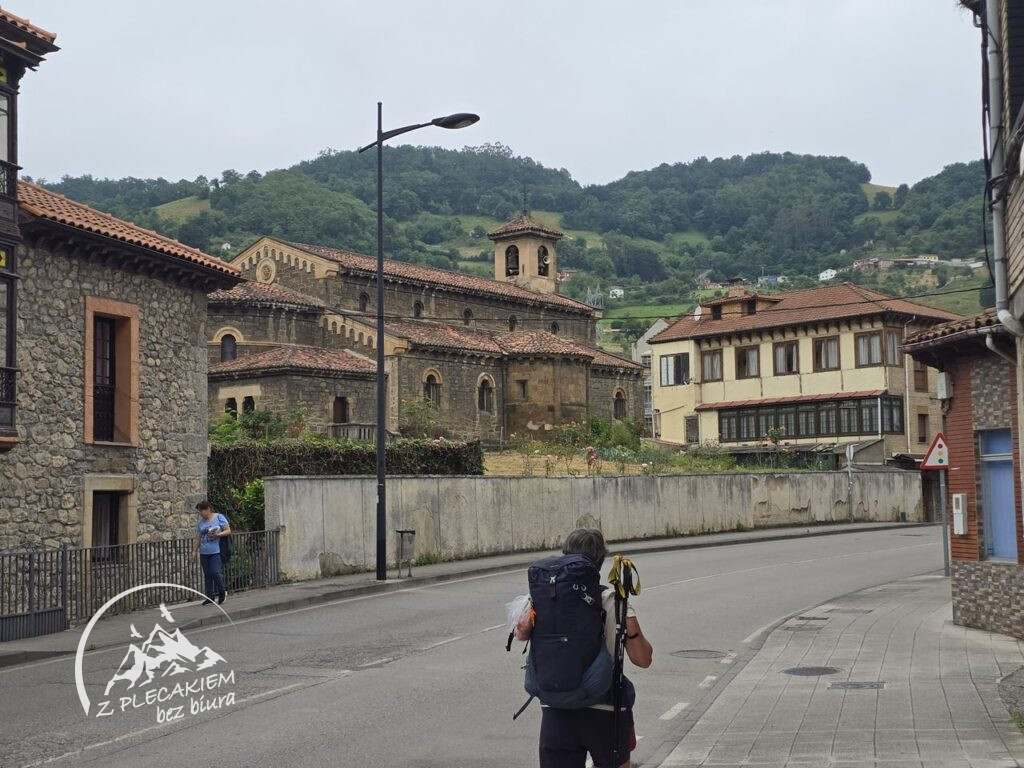 Przewodnik Camino de San Salvador - stare górnicze miasteczko Ujo